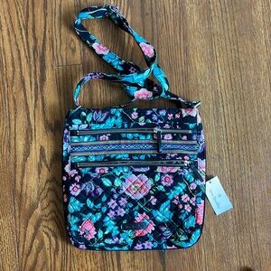 Vera Bradley Triple Zip Hipster in Vines Floral